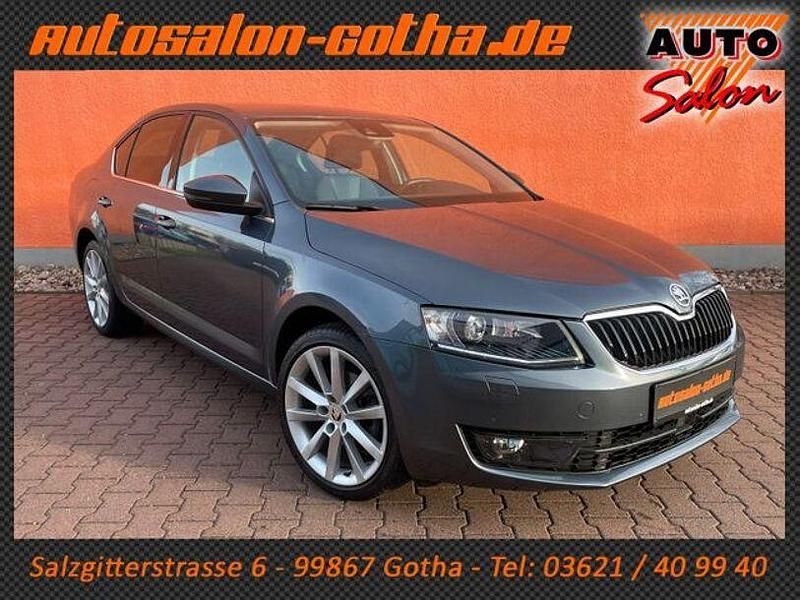 Gebraucht Skoda Octavia Style 150 PS (110 kW) 2016 Grau Limousine