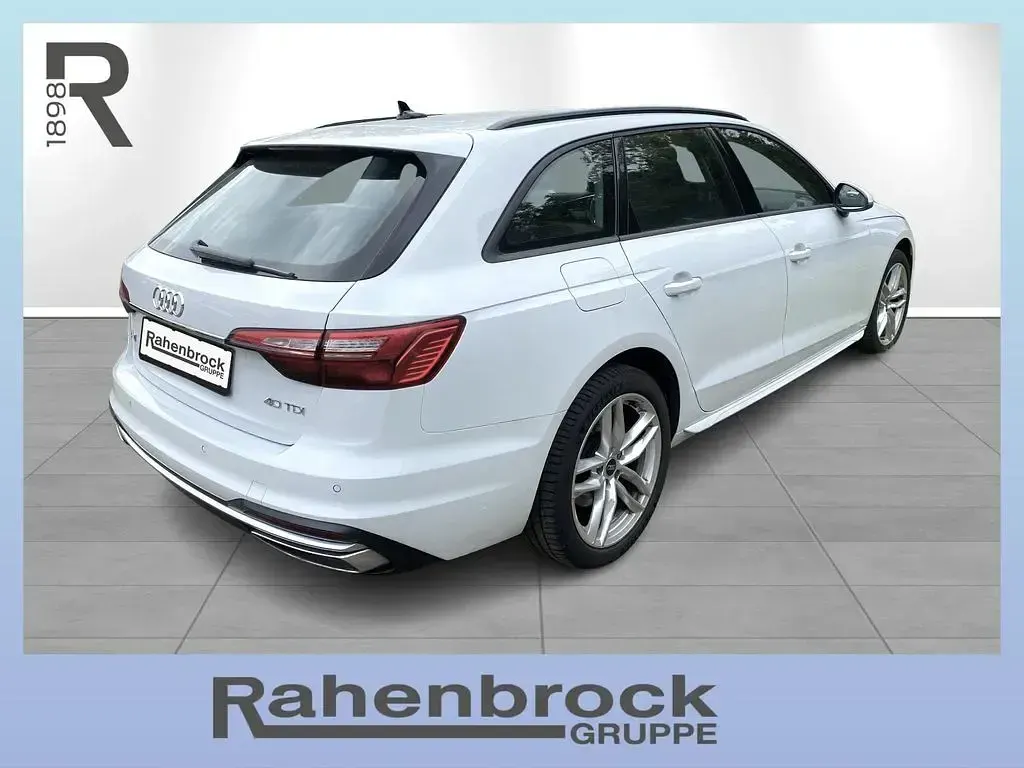 Gebraucht Audi A4 Advanced Plus 204 PS (150 kW) 2022 Weiß Kombi