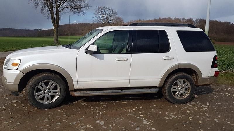 Gebraucht Ford Explorer 157 PS (115 kW) 2011 Weiß SUV