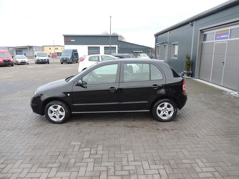 Gebraucht Skoda Fabia 64 PS (47 kW) 2005 Schwarz Limousine