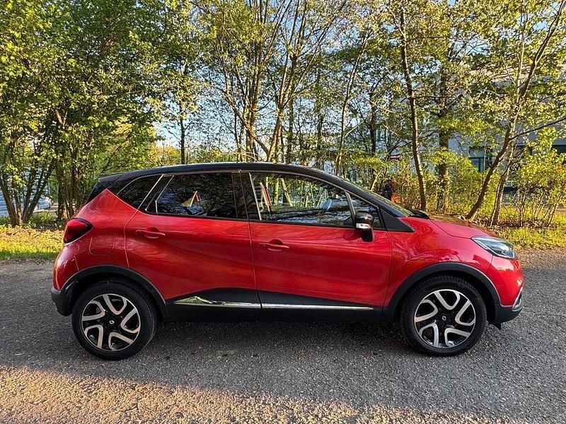 Gebraucht Renault Captur XMOD 120 PS (88 kW) 2016 Rot SUV