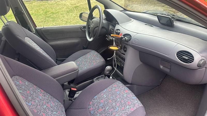 Gebraucht Mercedes A170 95 PS (69 kW) 2000 Rot Limousine