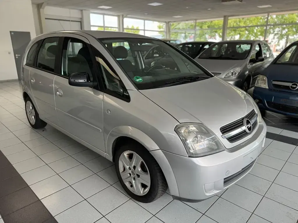 Gebraucht Opel Meriva Innovation 105 PS (77 kW) 2009 Silber Van / Kleinbus