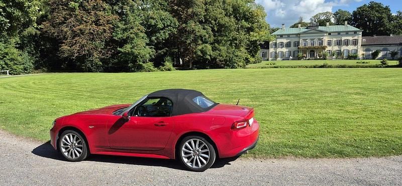 Gebraucht Fiat 124 140 PS (102 kW) 2016 Rot Cabrio