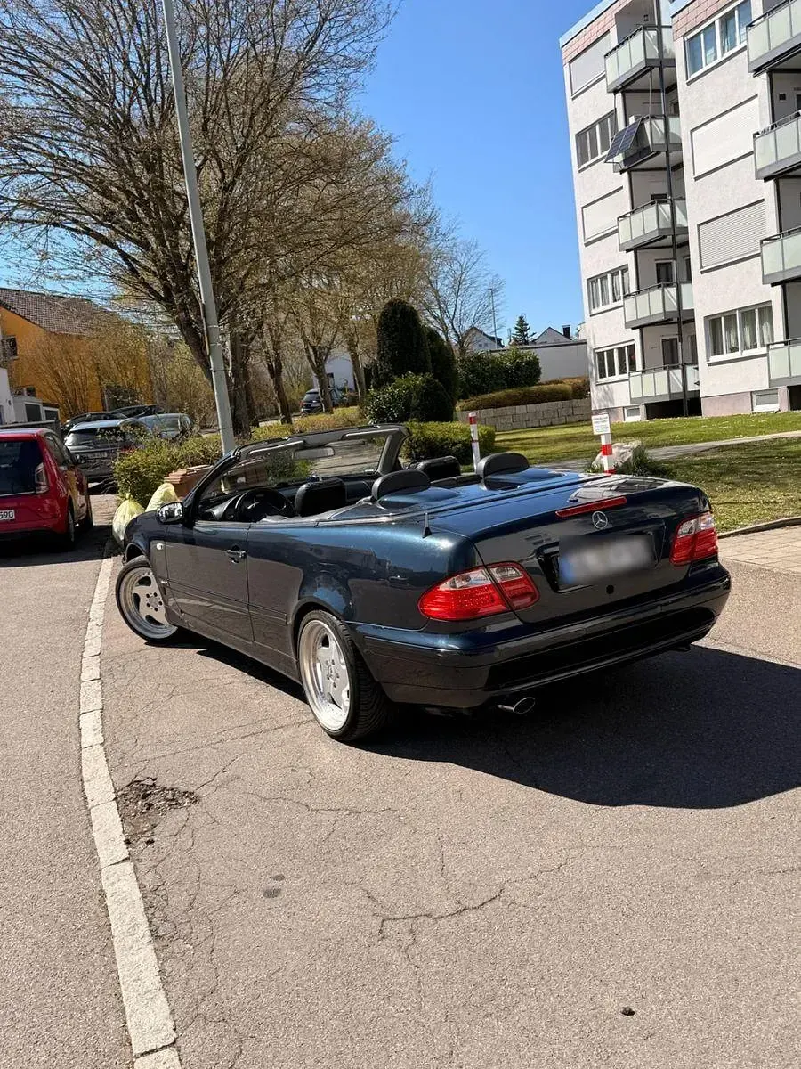 Gebraucht Mercedes CLK200 136 PS (100 kW) 1999 Schwarz Cabrio