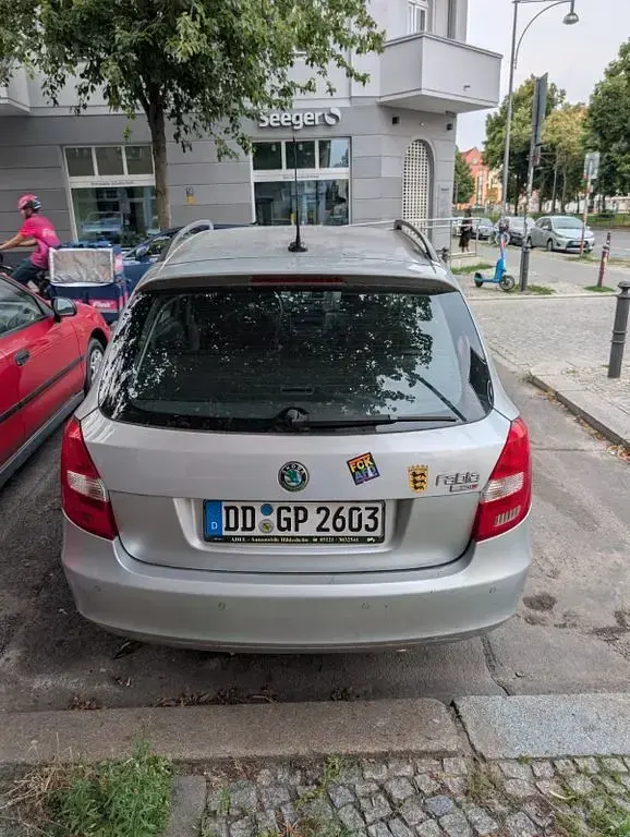 Gebraucht Skoda Fabia Ambiente 105 PS (77 kW) 2010 Silber Kombi