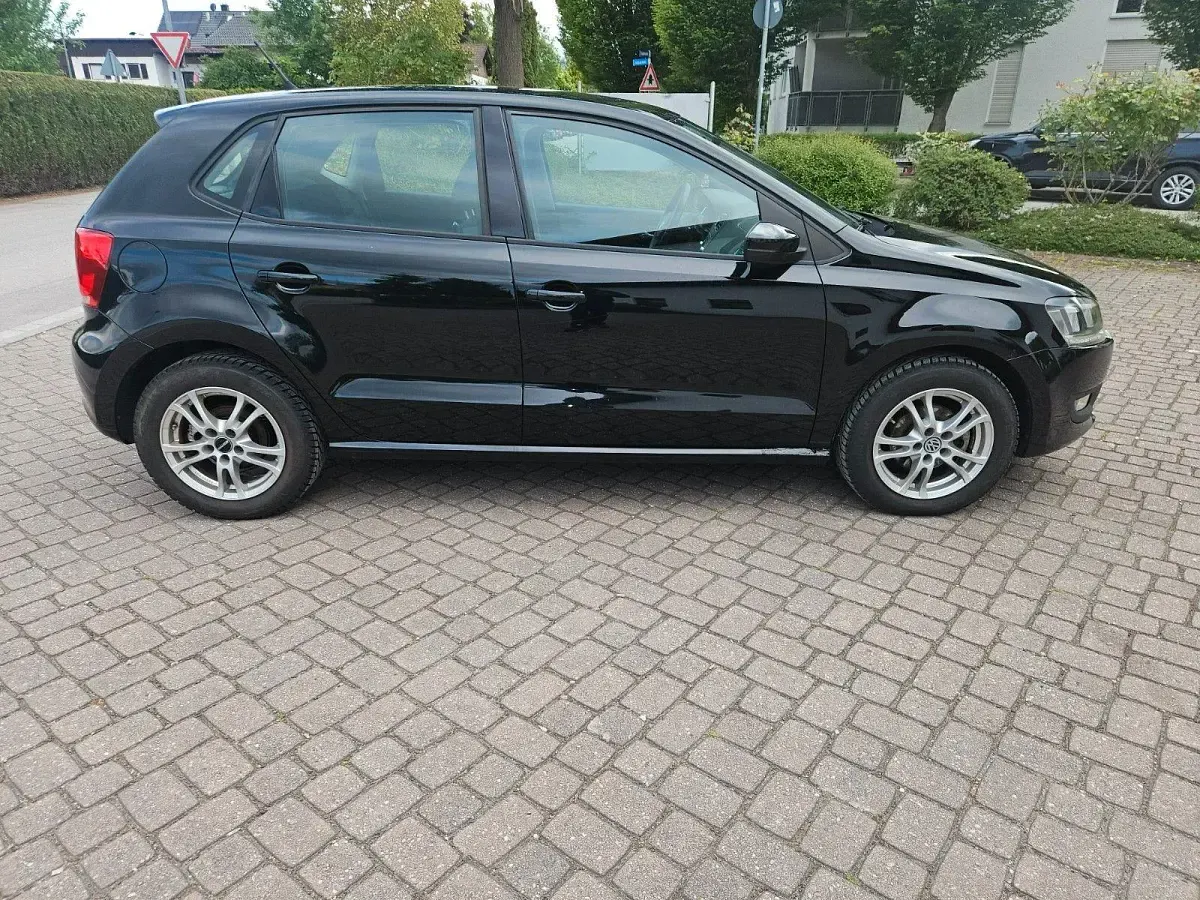 Gebraucht VW Polo Comfortline 90 PS (66 kW) 2009 Schwarz Kleinwagen
