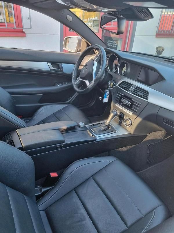 Gebraucht Mercedes C250 AMG 204 PS (150 kW) 2013 Grau Coupé
