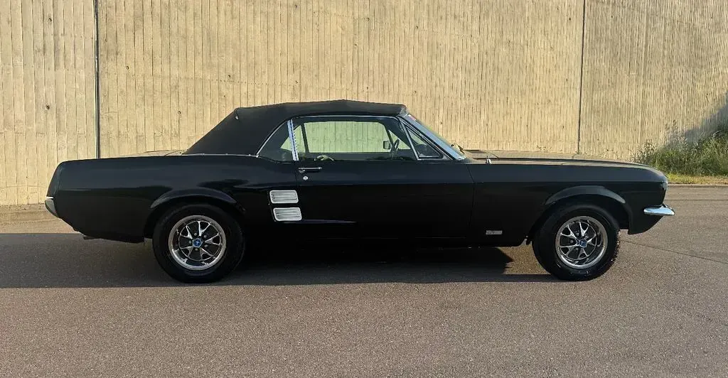 Gebraucht Ford Mustang 170 PS (125 kW) 1967 Schwarz Cabrio