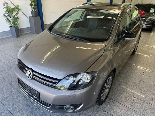 Gebraucht VW Golf Plus Cross 140 PS (102 kW) 2012 Braun Van / Kleinbus