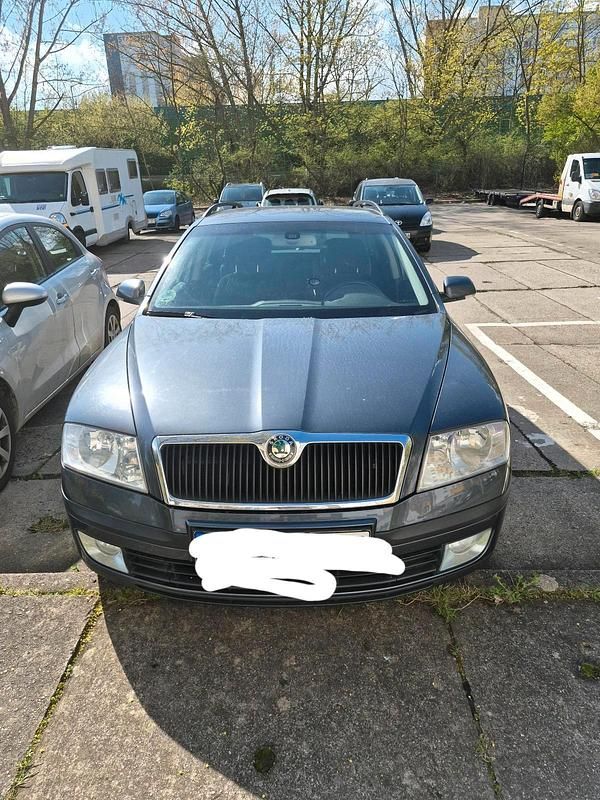 Gebraucht Skoda Octavia 115 PS (84 kW) 2007 Grau Limousine