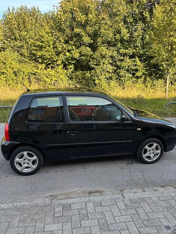 Schwarz Gebraucht 1999 VW Lupo Trendline Kleinwagen | 999 € (Guter Preis) - Bild 1/4