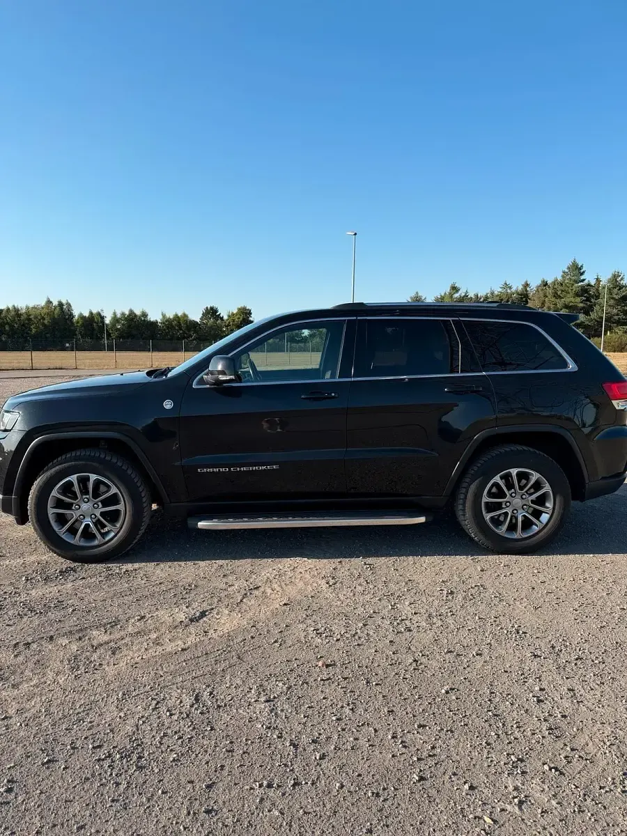 Gebraucht Jeep Grand Cherokee Limited 250 PS (183 kW) 2016 Schwarz SUV