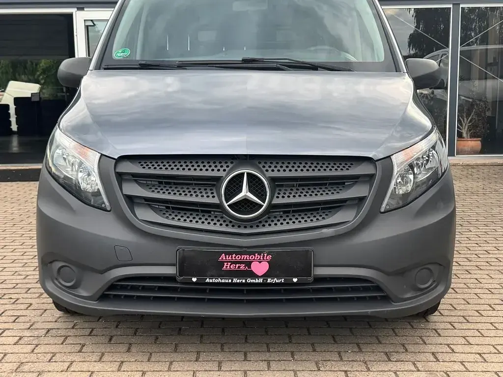 Gebraucht Mercedes Vito 163 PS (119 kW) 2016 Grau Van