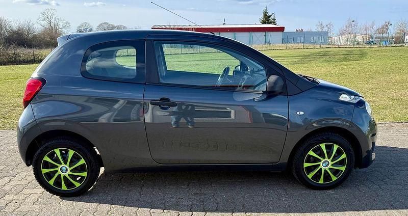 Gebraucht Citroën C1 Live 69 PS (50 kW) 2015 Grau Kleinwagen
