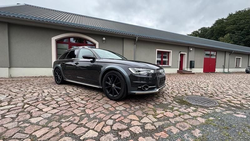 Grau Gebraucht 2013 Audi A6 Allroad Kombi | 16.490 € (Fairer Preis) - Bild 1/4