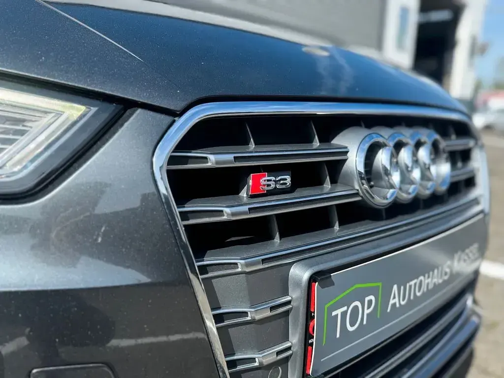 Gebraucht Audi S3 Sport 370 PS (272 kW) 2014 Grau Limousine