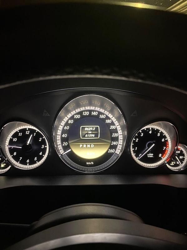 Second-hand Mercedes E250 204 CP (150 kW) 2012 Negru Coupe