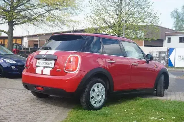 Gebraucht Mini ONE 102 PS (75 kW) 2015 Rot Kleinwagen
