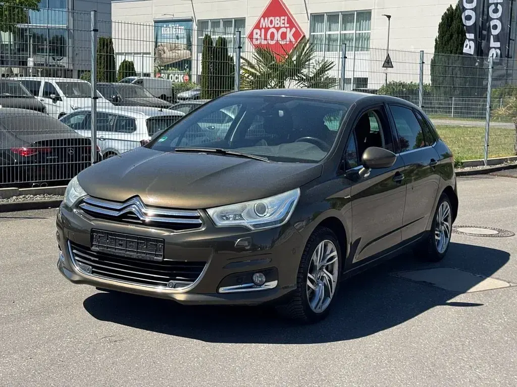Gebraucht Citroën C4 Exclusive 156 PS (114 kW) 2010 Braun Limousine