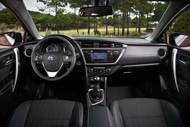 Gebraucht 2013 Toyota Auris Executive Limousine | 10.000 € (Fairer Preis) - Bild 1/4