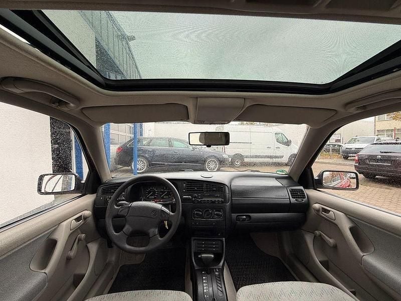 Gebraucht VW Golf III 75 PS (55 kW) 1995 Rot Limousine