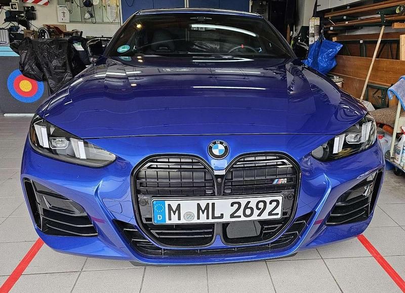 Blau Neu 2024 BMW M440 M Sport Limousine | 62.000 € (Guter Preis) - Bild 1/4