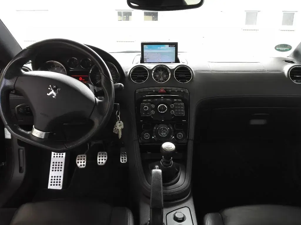Gebraucht Peugeot RCZ 163 PS (119 kW) 2011 Schwarz Coupé