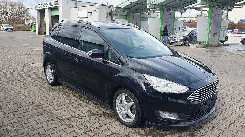Gebraucht Ford Grand C-Max Titanium 125 PS (91 kW) 2017 Schwarz Van / Kleinbus