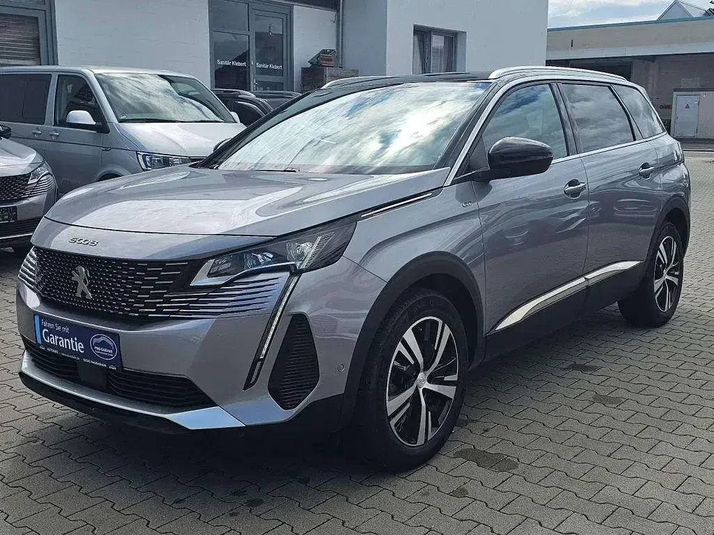 Gebraucht Peugeot 5008 GT 131 PS (96 kW) 2024 Lack grau artense/metallic SUV