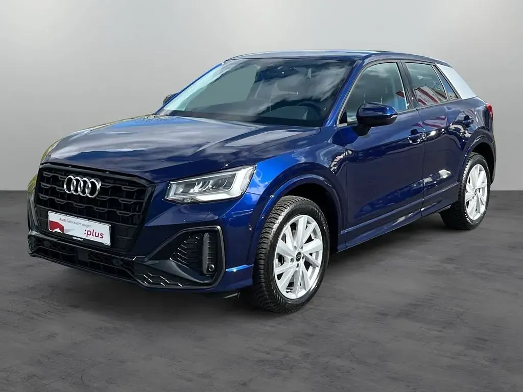 Gebraucht Audi Q2 S-Line 150 PS (110 kW) 2025 Navarrablau metallic SUV