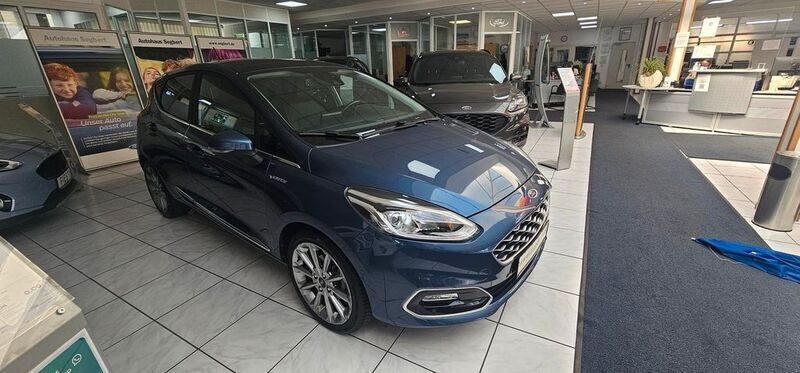 Blau Gebraucht 2019 Ford Fiesta Vignale Kleinwagen | 18.490 € (Teuer) - Bild 1/4
