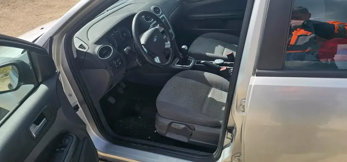 Gebraucht Ford Focus 101 PS (74 kW) 2005 Silber Kombi