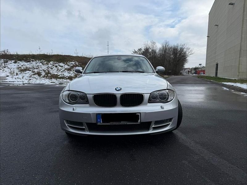 Gebraucht BMW 125 Performance 218 PS (160 kW) 2008 Silber Kleinwagen