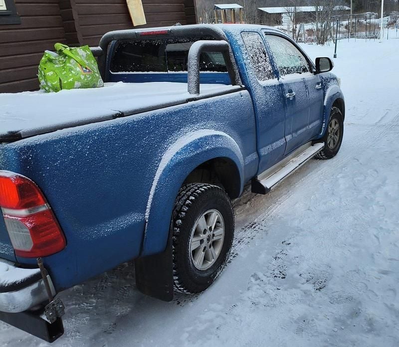 Gebraucht Toyota HiLux 150 PS (110 kW) 2011 Blau Pickup