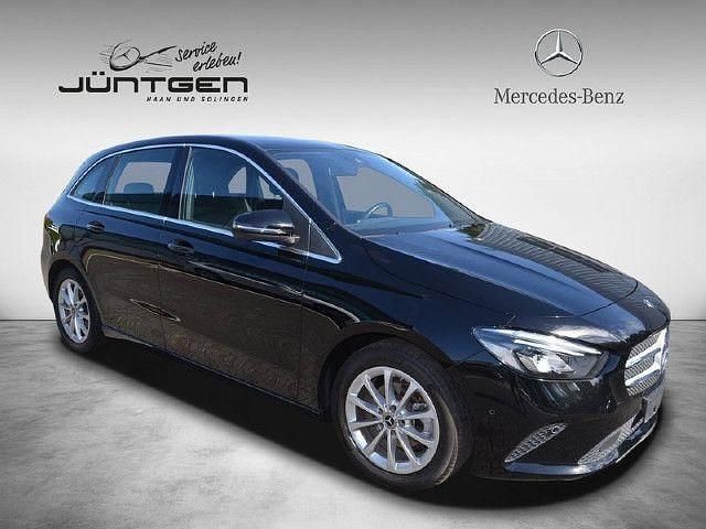 Gebraucht Mercedes B180 Progressive 116 PS (85 kW) 2019 Schwarz Kleinwagen