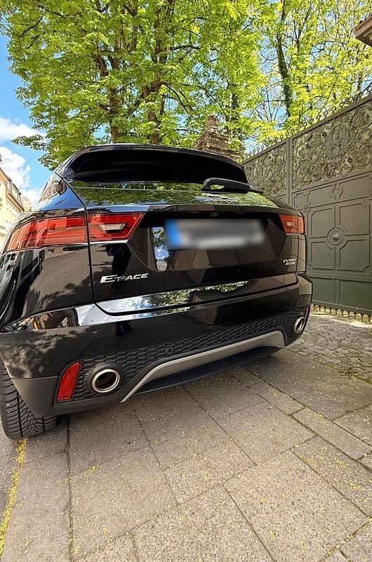 Second-hand Jaguar E-Pace 200 CP (147 kW) 2019 Negru SUV