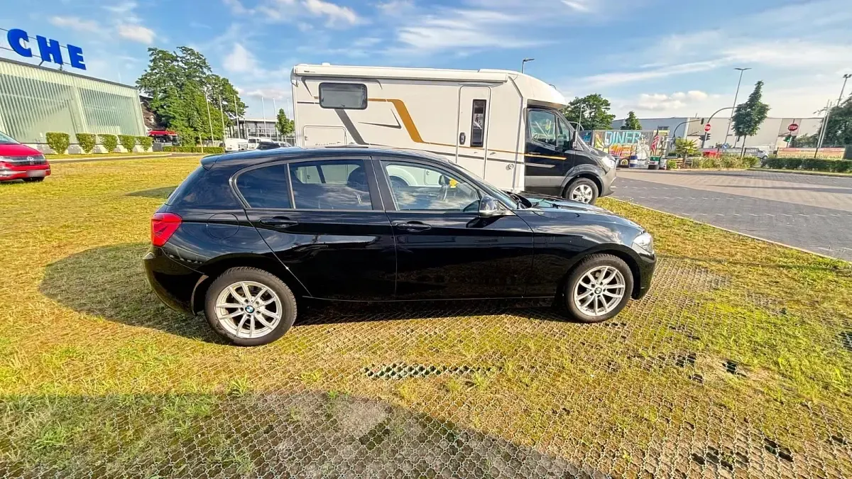Gebraucht BMW 116 109 PS (80 kW) 2016 Schwarz Kleinwagen