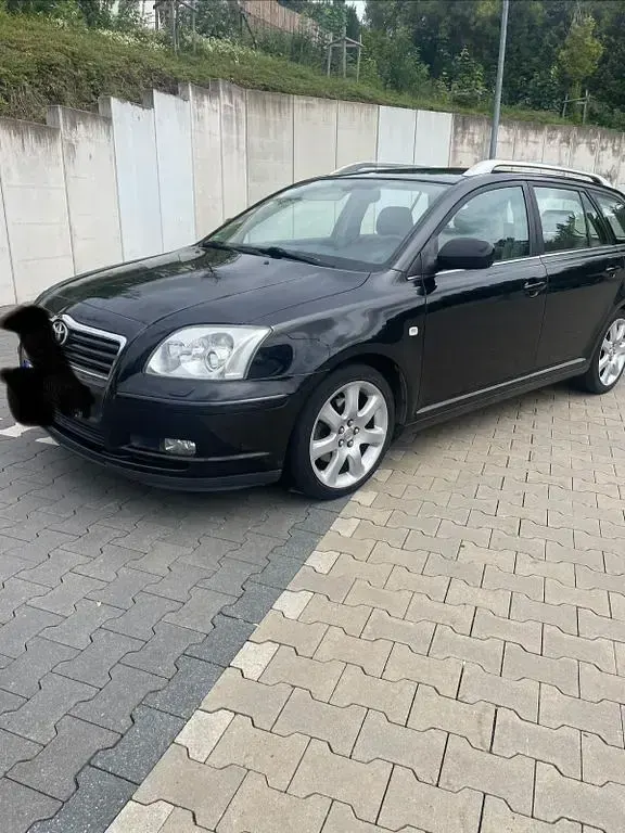 Gebraucht Toyota Avensis Executive 163 PS (119 kW) 2004 Schwarz Kombi