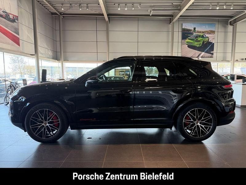Gebraucht Porsche Cayenne S E-Hybrid 519 PS (381 kW) 2024 Schwarz SUV