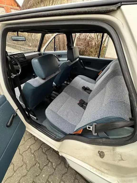 Gebraucht VW Golf II 54 PS (39 kW) 1984 Weiß Kleinwagen