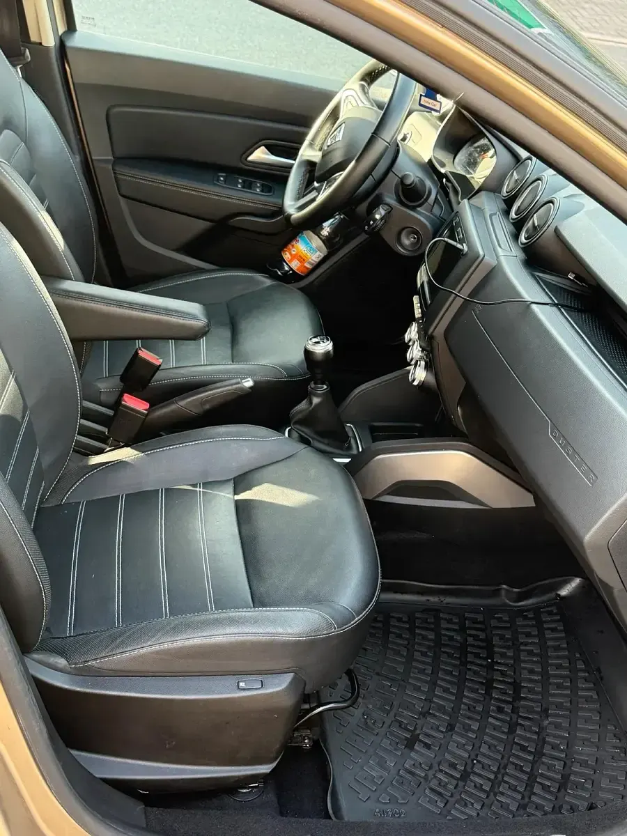 Gebraucht Dacia Duster 130 PS (95 kW) 2019 Gold SUV