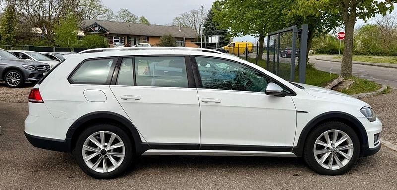 Brugt VW Golf Alltrack 184 HK (135 kW) 2016 Hvid Stationcar