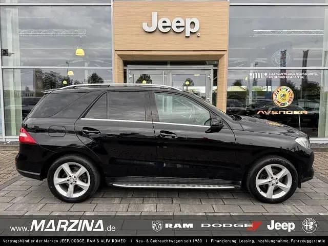 Schwarz Gebraucht 2014 Mercedes ML350 SUV | 23.390 € (Fairer Preis) - Bild 1/4