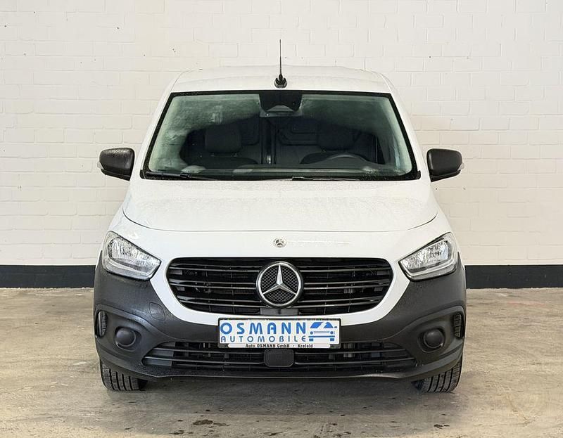 Gebraucht Mercedes Citan 110 95 PS (69 kW) 2023 Weiß Van / Kleinbus