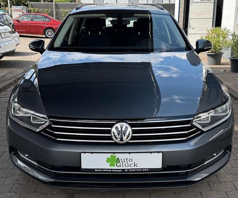 Gebraucht VW Passat 150 PS (110 kW) 2016 Grau Kombi