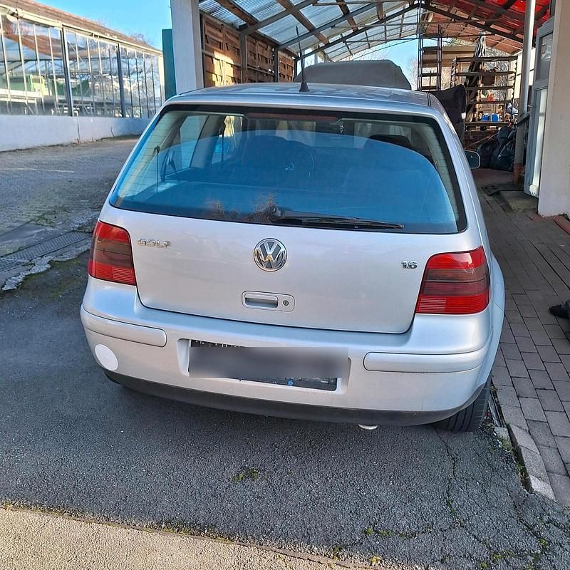Gebraucht VW Golf IV 101 PS (74 kW) 1999 Silber Kleinwagen