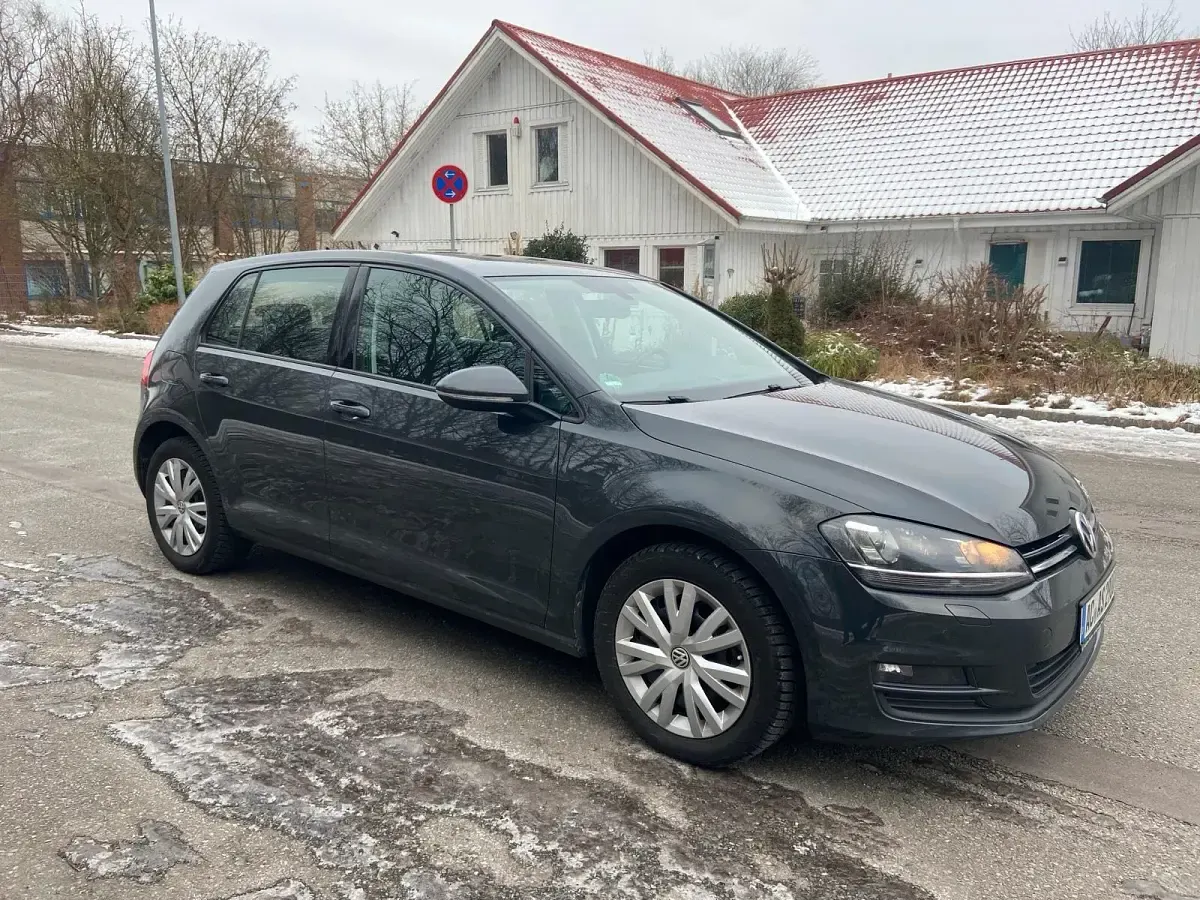 Second-hand VW Golf VII 110 CP (80 kW) 2016 Gri Berlinǎ