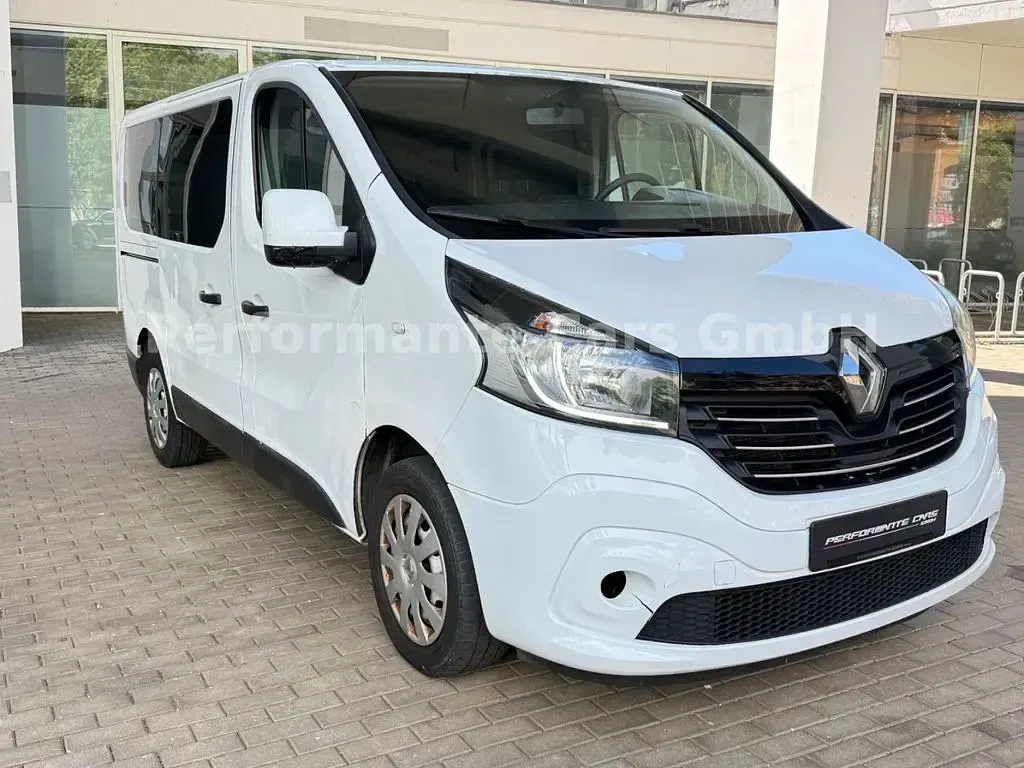 Gebraucht Renault Trafic 120 PS (88 kW) 2015 Other Van / Kleinbus