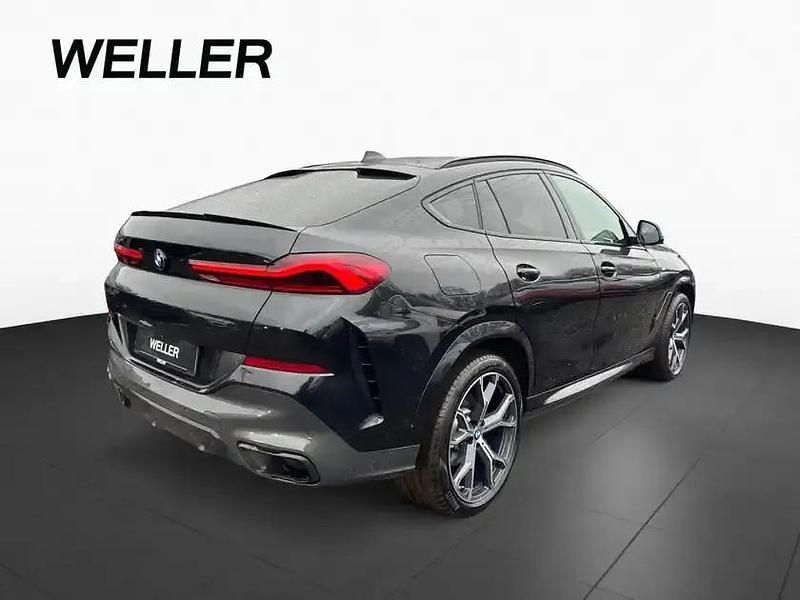 Gebraucht BMW X6 M Sport 286 PS (210 kW) 2022 Black sapphire (schwarz) SUV